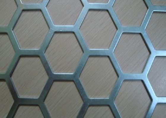 1m*2m/1.22m*2.44m Προσαρμόσιμο διάτρητο δίχτυ με προσαρμόσιμα μεγέθη τρυπών