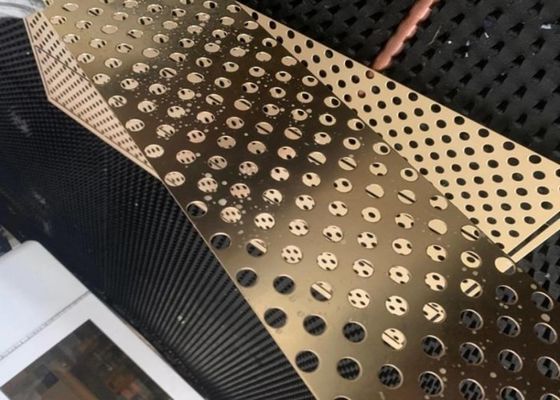 Προσαρμοσμένο διάτρητο φύλλο μεταλλικού πλέγματος για αρχιτεκτονικό φιλτράρισμα