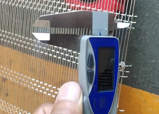 Δίκτυο από ανοξείδωτο χάλυβα Πολυδιάστατο ανθεκτικό πλέγμα από 4 έως 635 Διάμετρο ματιών 1m-300m