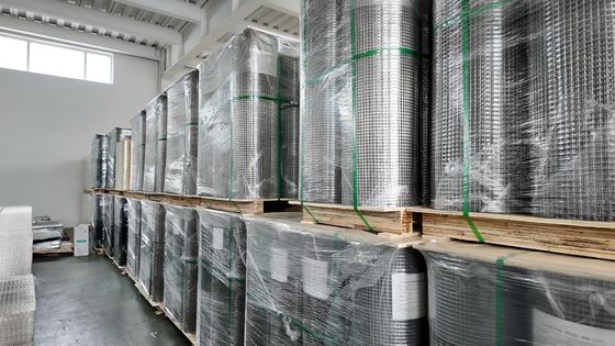 Μακρότητα 20m Ζυγισμένα ρολά με υψηλή αντοχή στη διάβρωση Ιδανικά για την ενίσχυση των φράχτων και τις λύσεις ασφαλείας