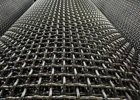 Προσυσκευασμένη οθόνη πλέγματος από ατσάλινο σύρμα με τετραγωνικά ανοίγματα για βαριές βιομηχανικές και αρχιτεκτονικές εφαρμογές